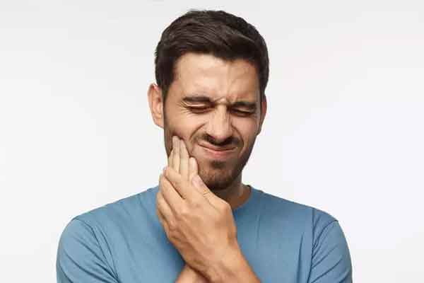 علت درد دندان هنگام جویدن غذا